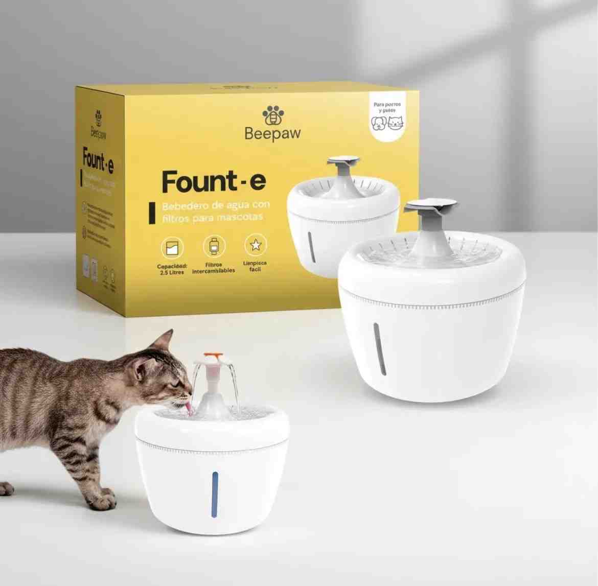 FUENTE BEBEDERO BEEPAW PARA PERROS Y GATOS  2.5 LTS