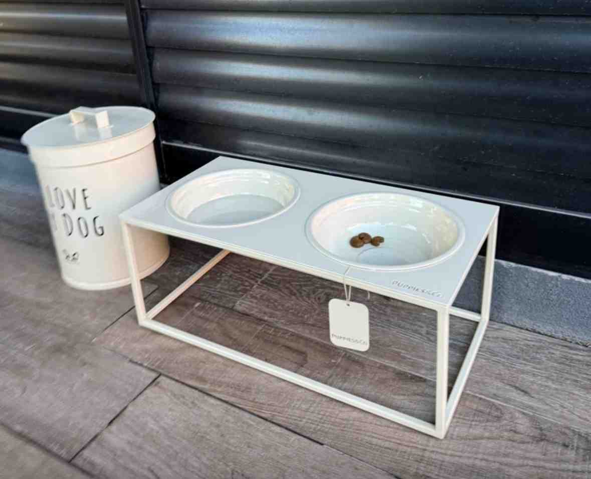 COMEDERO ELEVADO DOBLE IRON BEIGE TALLE  M 50X25X12