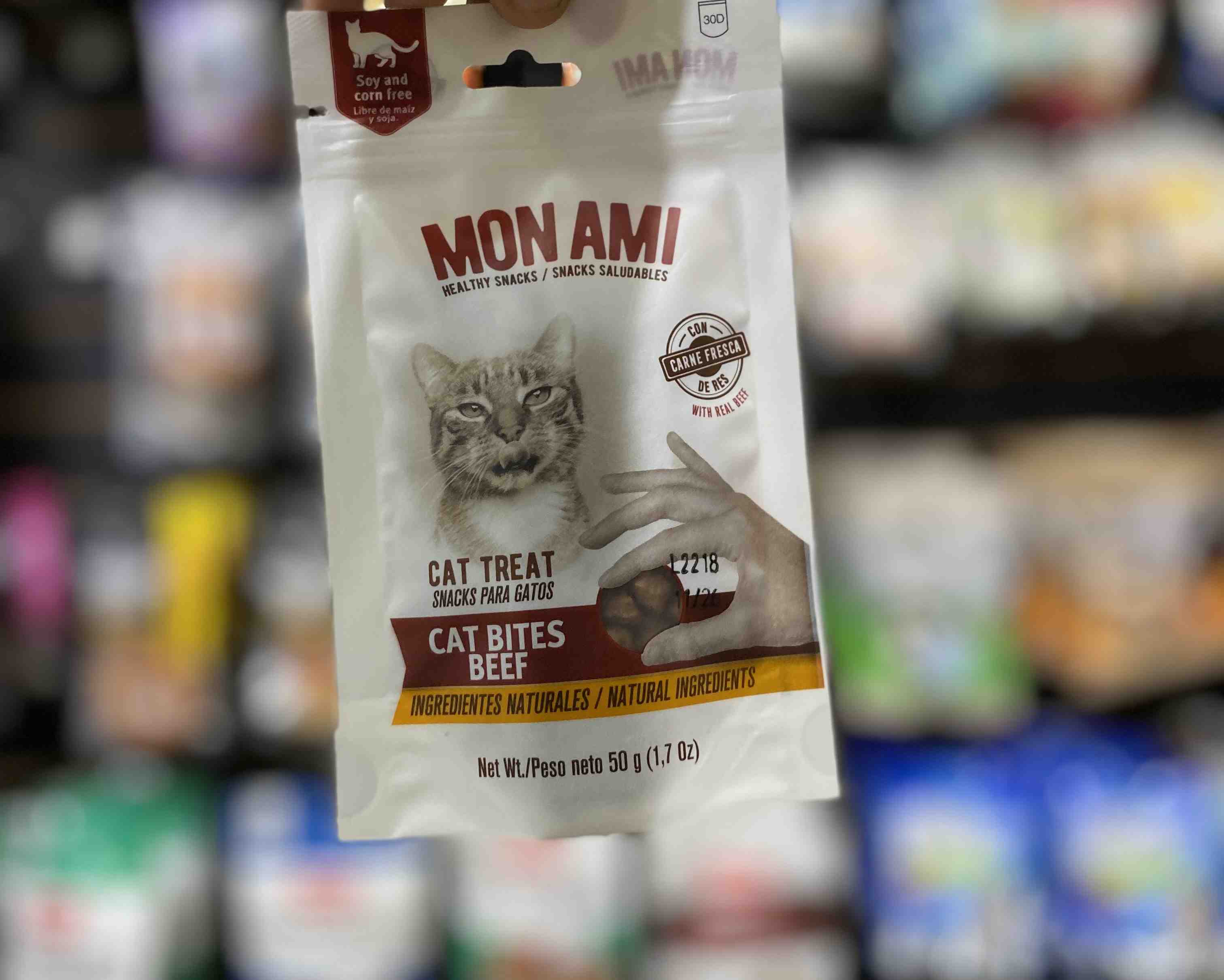 MON AMI CAT BITES BEEF