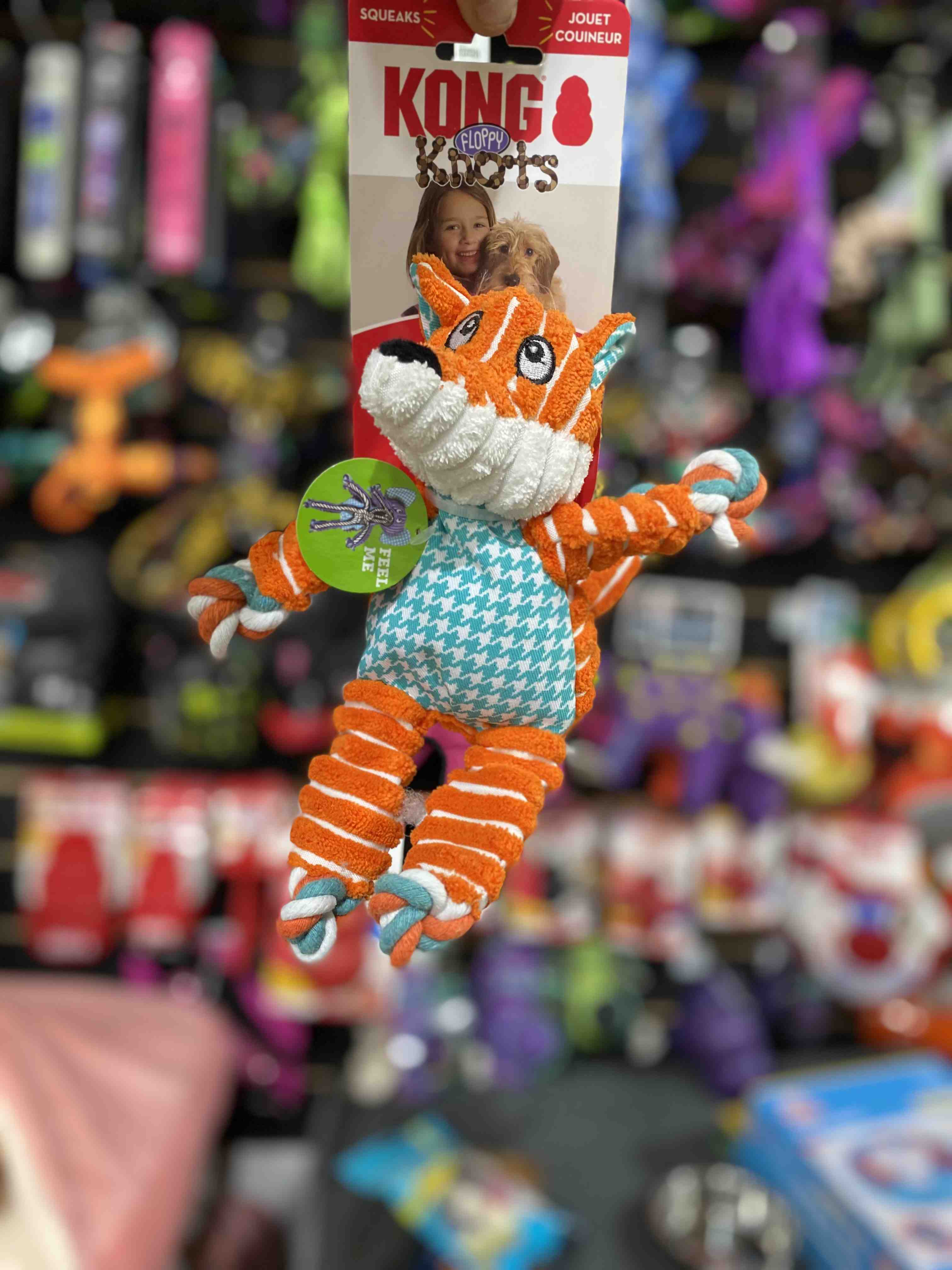 NKF32 FLOPPY KNOTS FOX SMALL/MEDIUM 