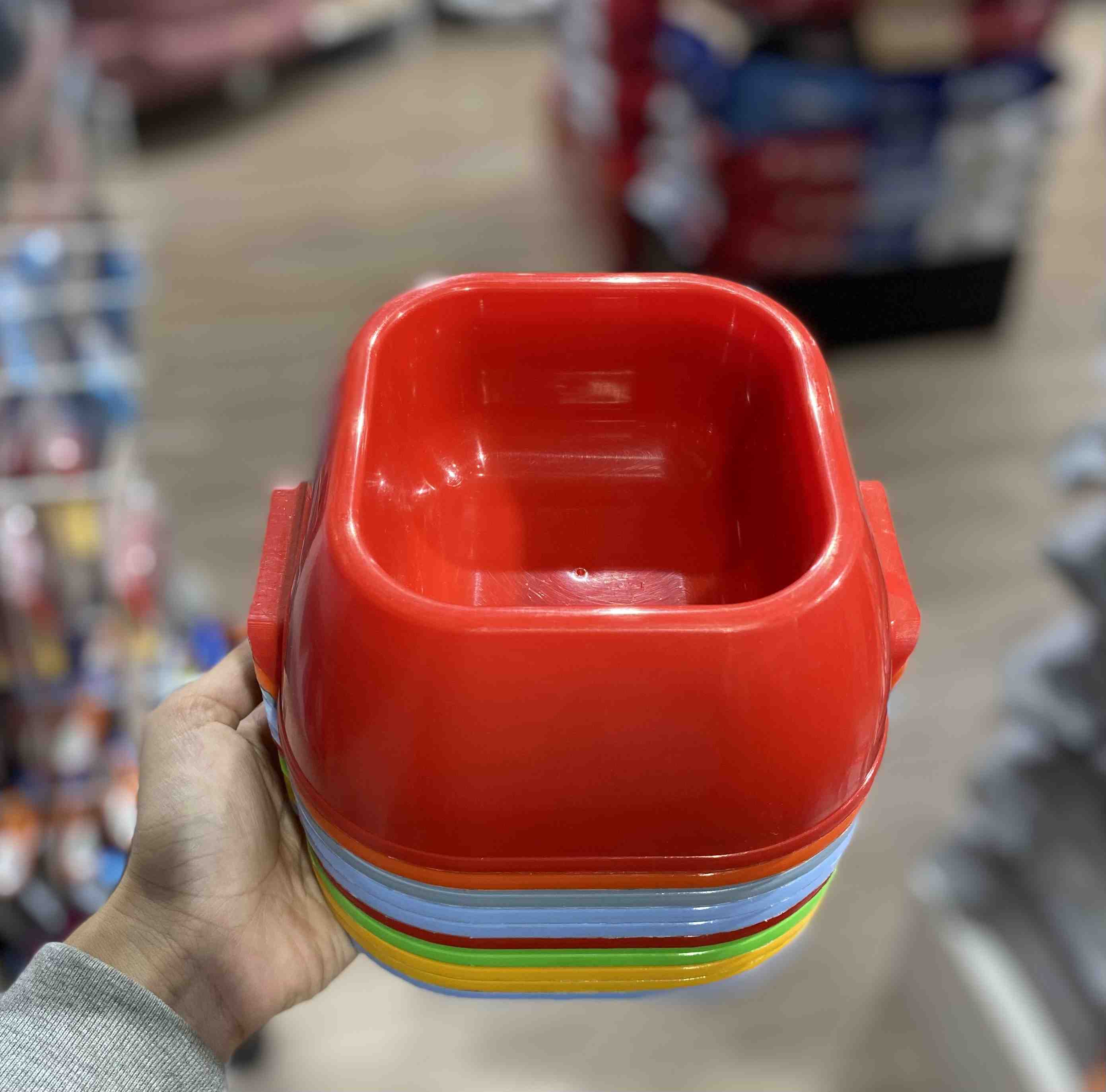 COMEDERO CUADRADO CHICO(COLSULTAR COLORES)